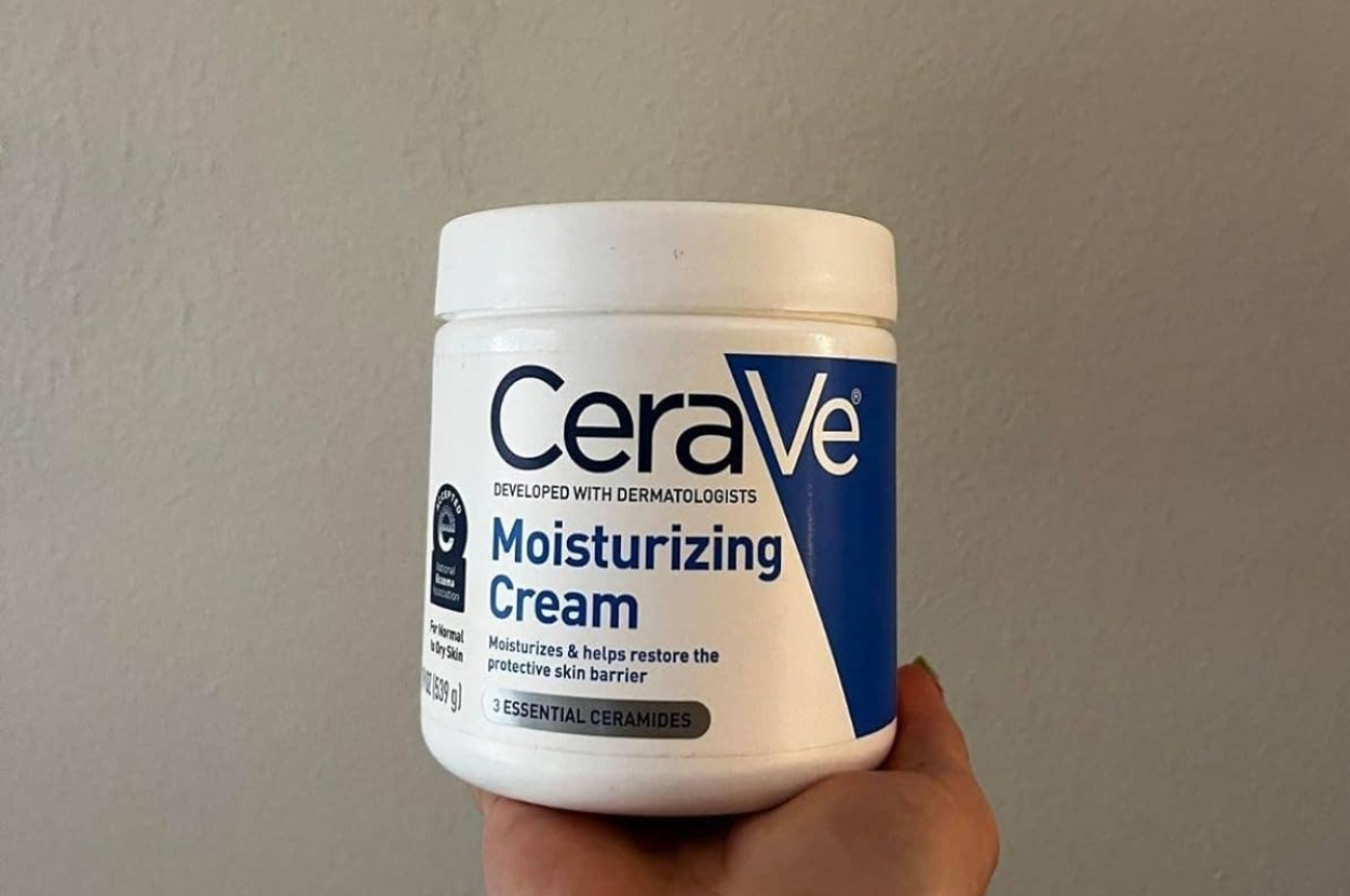 This Affordable Moisturizer May Be The Highest-Rated Product We've Ever Seen
